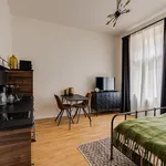 Pronajměte si 1 ložnic/e byt o rozloze 33 m² v Prague