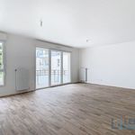 Appartement de 84 m² avec 4 chambre(s) en location à LE