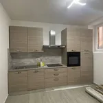 Rent 2 bedroom apartment of 50 m² in Rho