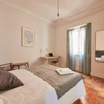 Rent 7 bedroom apartment in Lisbon