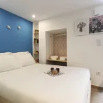 Rent 1 bedroom apartment of 30 m² in Lisbon