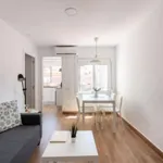 Rent 4 bedroom apartment in barcelona