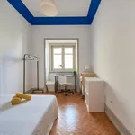 Rent 11 bedroom apartment in Lisbon