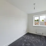 Rent 3 bedroom flat in West Midlands