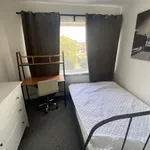 Rent 5 bedroom house in Colchester