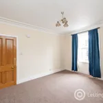 Rent 2 bedroom flat in Aberdeen