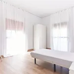 Rent 5 bedroom apartment in Seville