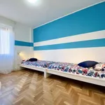 Rent a room in milan