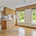 Rent 5 bedroom house in South East England