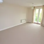 Rent 2 bedroom flat in South East England