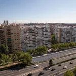 Rent a room of 110 m² in madrid