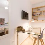 Rent 2 bedroom apartment of 72 m² in Málaga