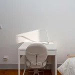 Rent a room in lisbon