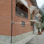 Affitto 4 camera casa di 107 m² in Zola Predosa