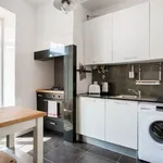 Rent 3 bedroom apartment of 1023 m² in Lisbon