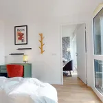 Louez une chambre de 107 m² à Cergy