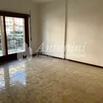 Rent 2 bedroom apartment of 70 m² in Rome