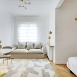 Studio of 280 m² in Paris