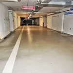 Pronajměte si 3 ložnic/e byt o rozloze 98 m² v Praha