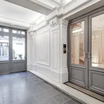 Rent 3 bedroom apartment of 65 m² in Paris 