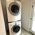 Rent 3 bedroom house in Queens