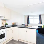 Rent 4 bedroom flat in Leicester