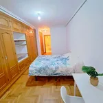 Rent a room of 105 m² in Albacete