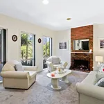 Rent 4 bedroom house in  Sydenham VIC 3037                        