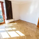 Rent 4 bedroom apartment of 220 m² in Budapest