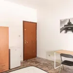 Rent 4 bedroom house in Rome