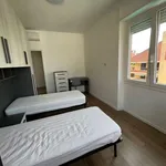 Rent a room in milan