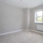 Rent 4 bedroom flat in London