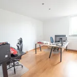 Rent 4 bedroom apartment of 130 m² in Machelen