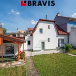 Pronajměte si 3 ložnic/e dům o rozloze 408 m² v Brno