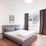 Miete 2 Schlafzimmer wohnung von 969 m² in Dusseldorf