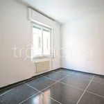 Rent 5 bedroom apartment of 70 m² in Genova