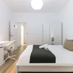 Rent a room in lisbon