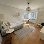 Miete 4 Schlafzimmer wohnung von 100 m² in Stuttgart