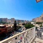 Rent 5 bedroom apartment of 138 m² in Palermo