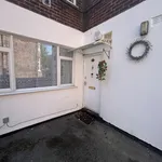 Rent 2 bedroom flat in Manchester