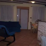 Alquilo 2 dormitorio casa de 66 m² en Murcia']