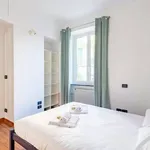 Rent 3 bedroom apartment of 82 m² in Genoa