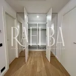 Rent 4 bedroom apartment of 124 m² in Bucharest