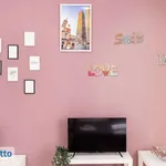 Affitto 4 camera appartamento di 85 m² in Bologna