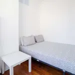 Rent a room in lisbon