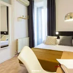 Rent a room of 110 m² in Madrid