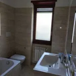 Rent 5 bedroom apartment of 200 m² in Rome