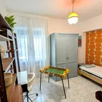 Rent 5 bedroom apartment of 120 m² in Venice