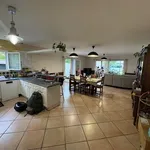 Rent 5 bedroom house of 160 m² in Mérignac