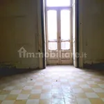 Rent 3 bedroom apartment of 105 m² in Naples